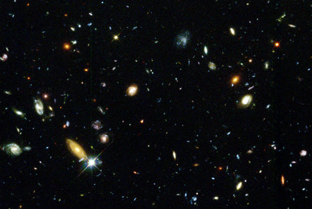 HubbleDeepField.1290px.jpg